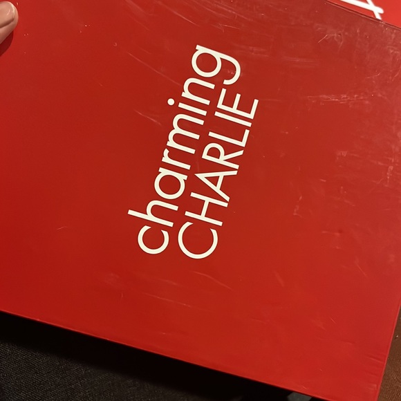 Heels - Picture 5 of 5